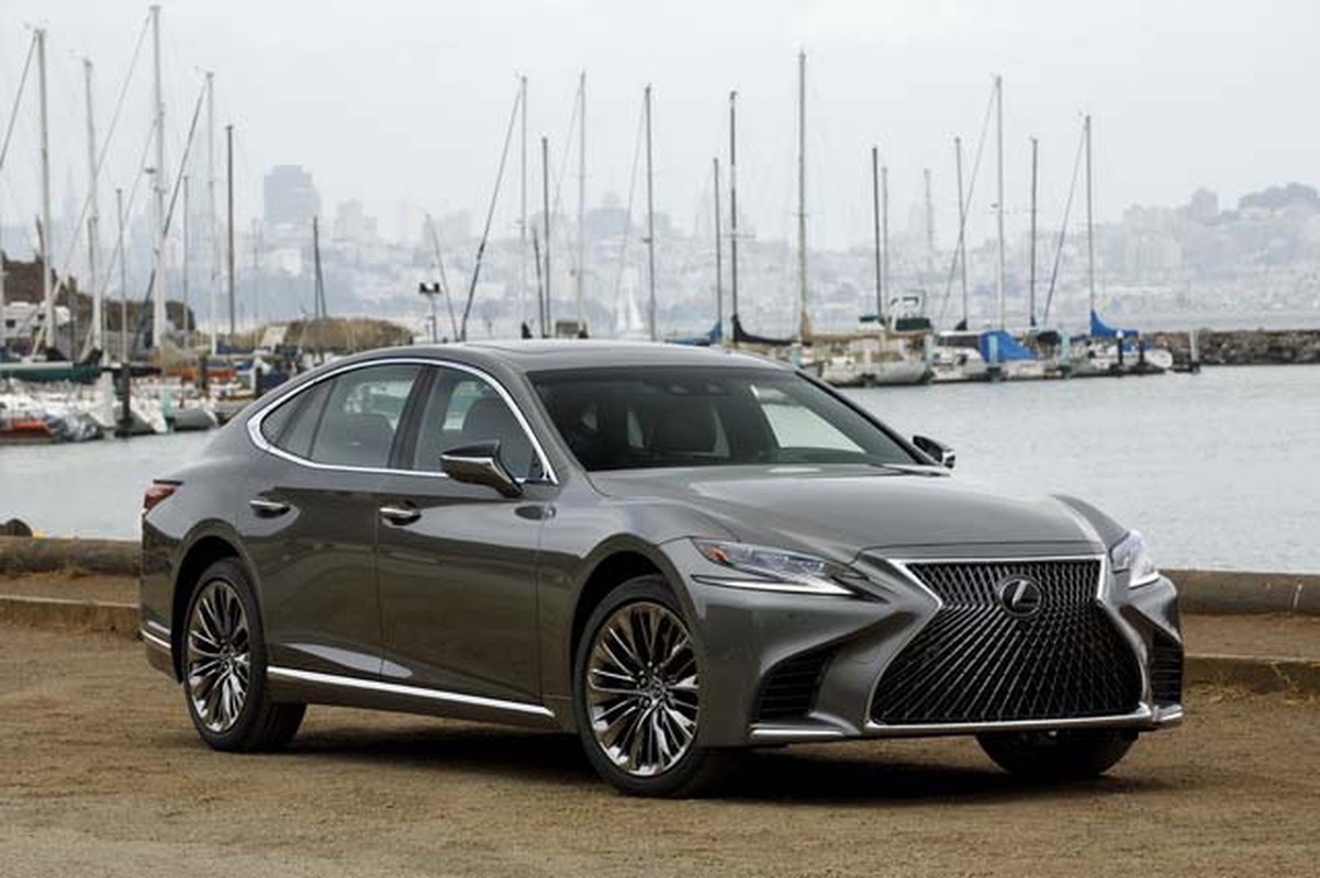 Lexus “chot gia” Sedan hang sang LS500 moi gia 1,7 ty-Hinh-2